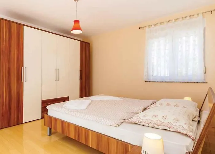 Case de vacanță In 39227